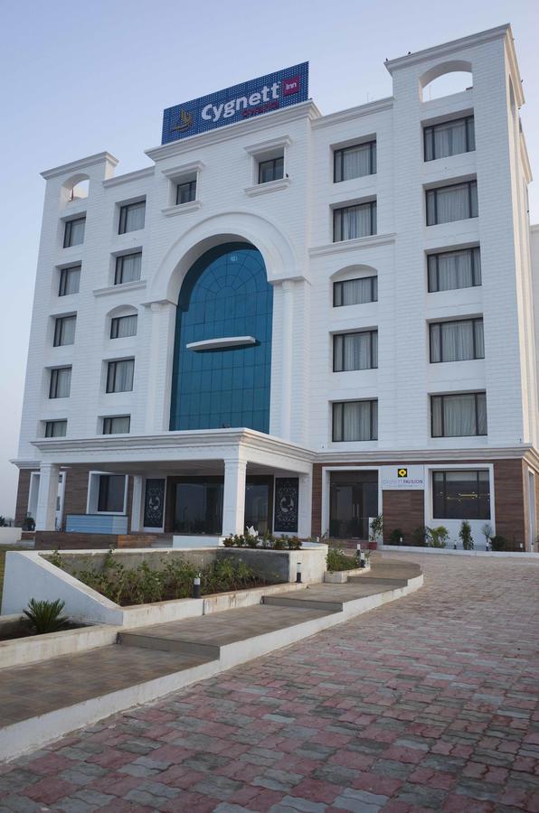Cygnett Inn Dwarka  Exterior photo